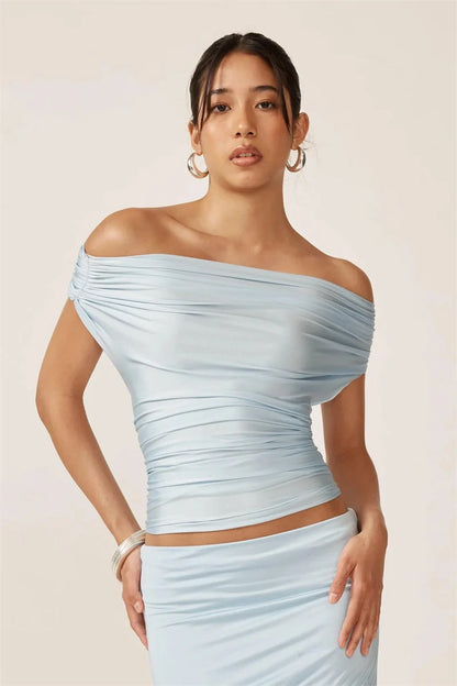 Alia suit