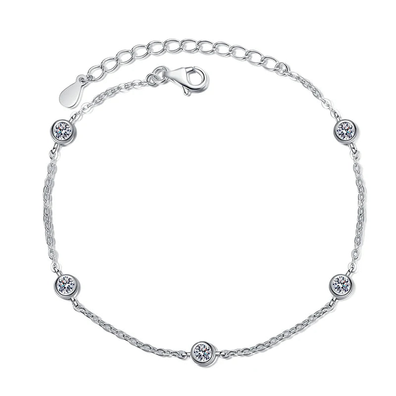 Bracelets with Moissanite stone