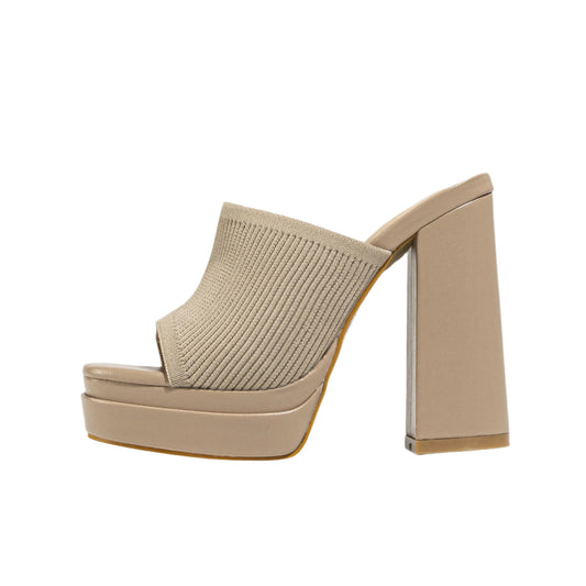 Yarin heels