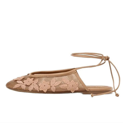 Naya flat shoes