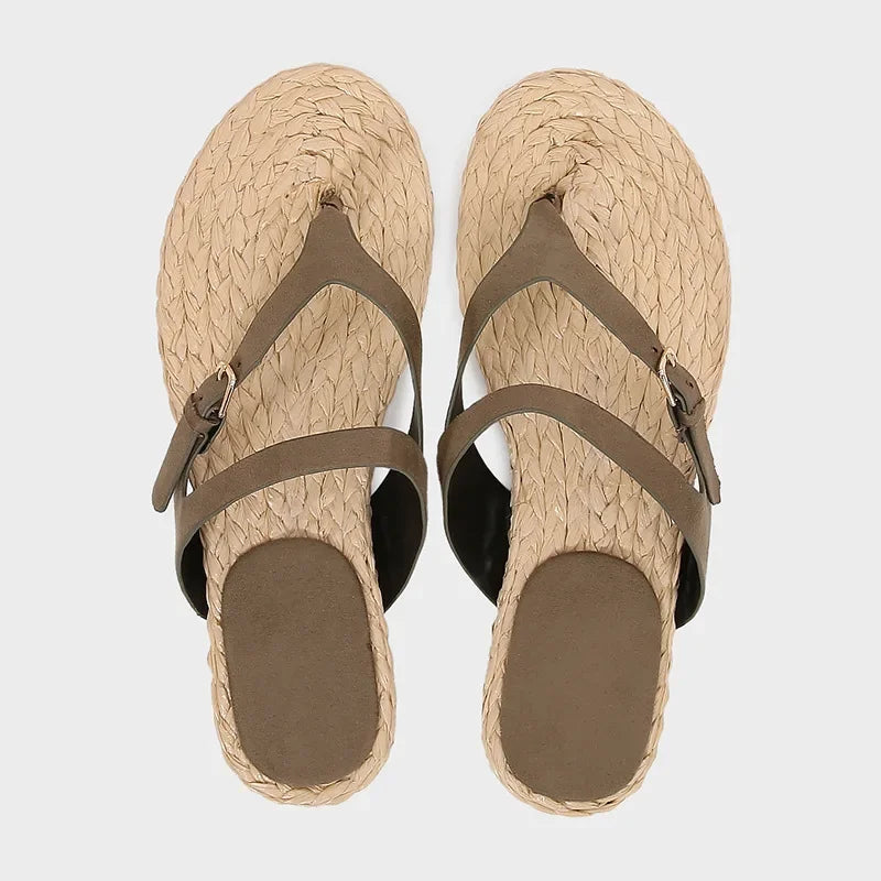 Aya sandals