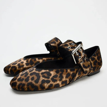 Maya flat shoes