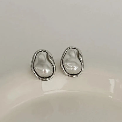 Emi earrings