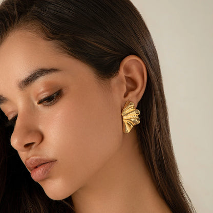 Shell earrings