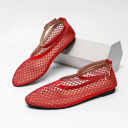 Or flat shoes