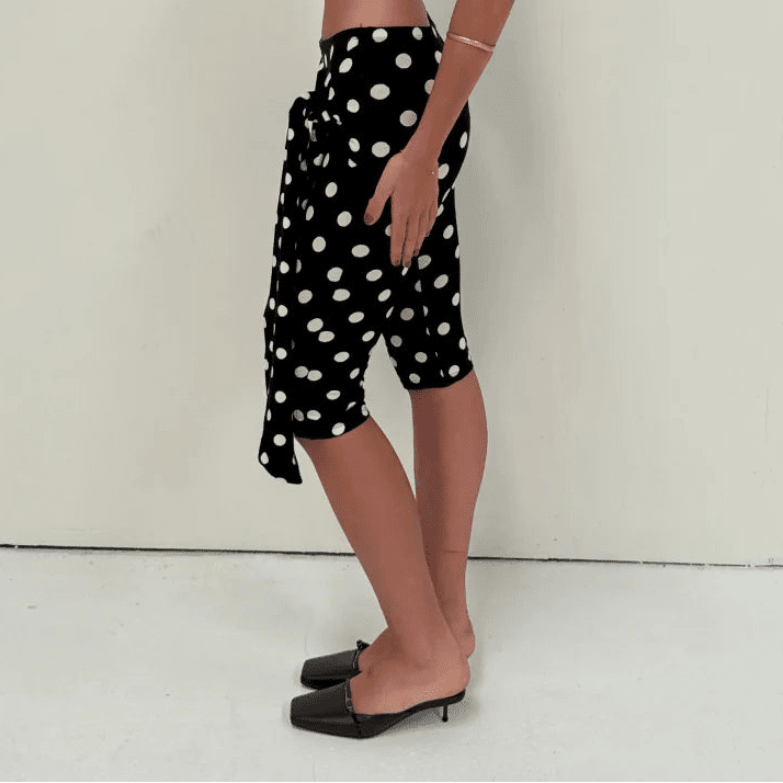 Polka dot pants - 𝘽𝙖𝙨𝙞𝙘 𝙇𝙞𝙣𝙚
